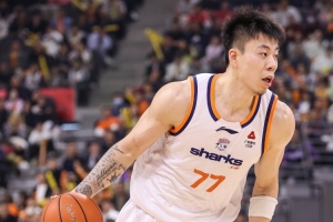 媒体人：广厦锋线群难以招架张镇麟 上海的阵容厚度优势让人绝望配图