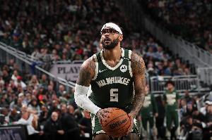 数据跌了工资涨了!美记:NBA预计将调查特伦特与雄鹿!配图
