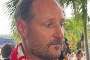 挪威王储：挪威能站在这里意义重大，我相信我们能赢下英格兰配图